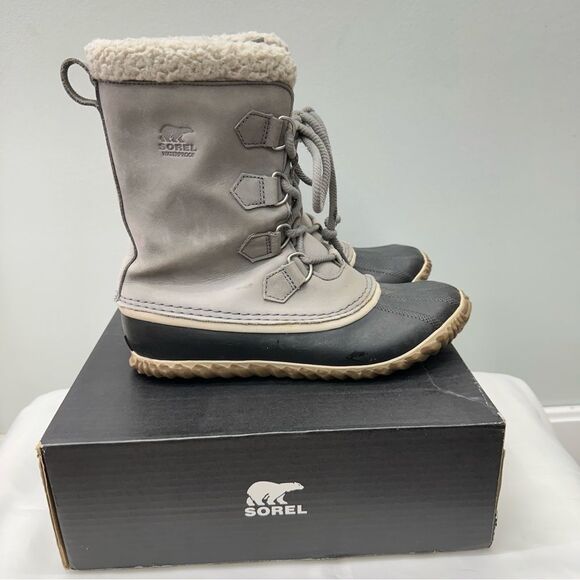 Sorel grey caribou slim winter boots women's 10.5 light wear as shown. - Picture 3 of 7